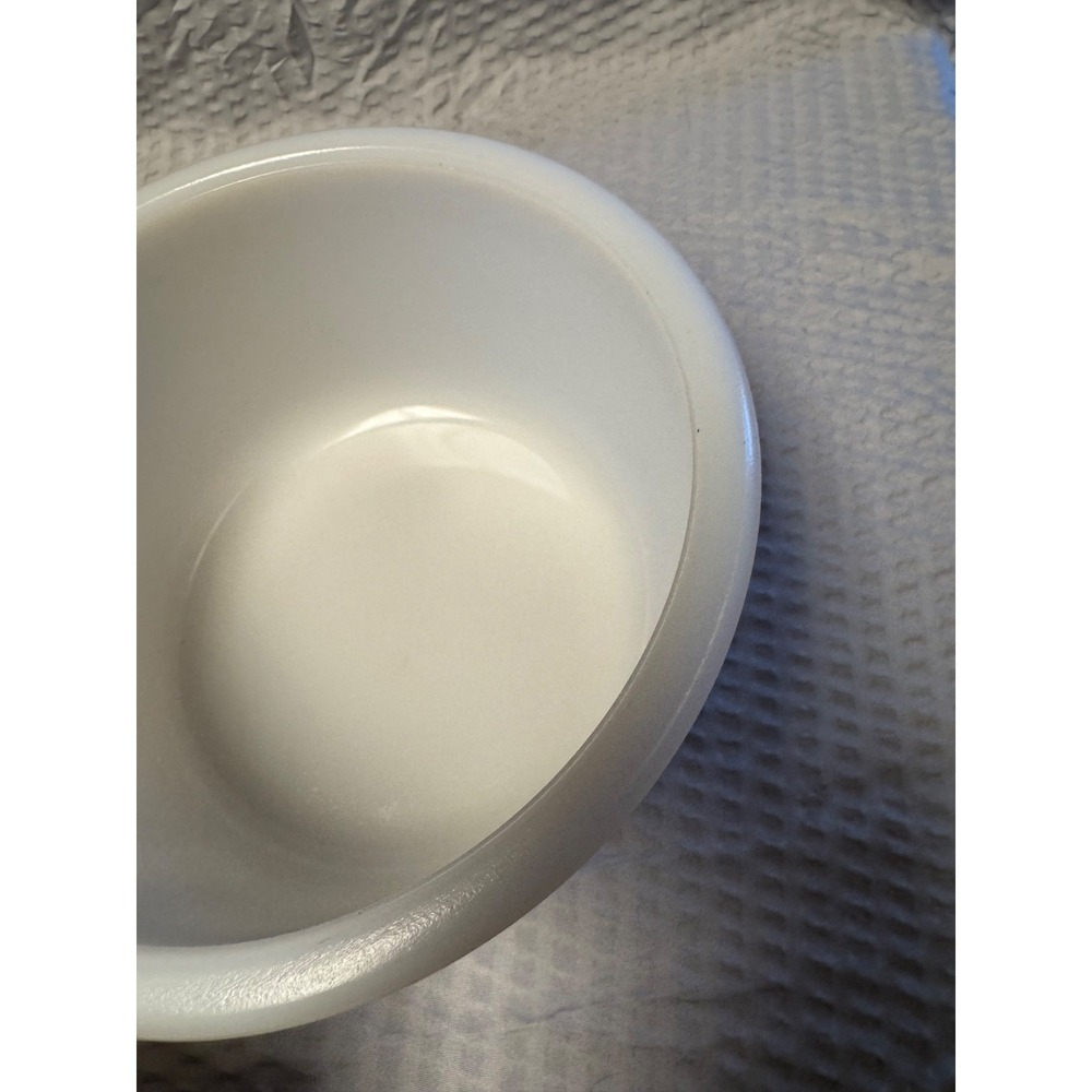 Vintage White Glass Mixing Bowls Crock 6" & 9" Diameter Set of 2 - Picture 12 of 16